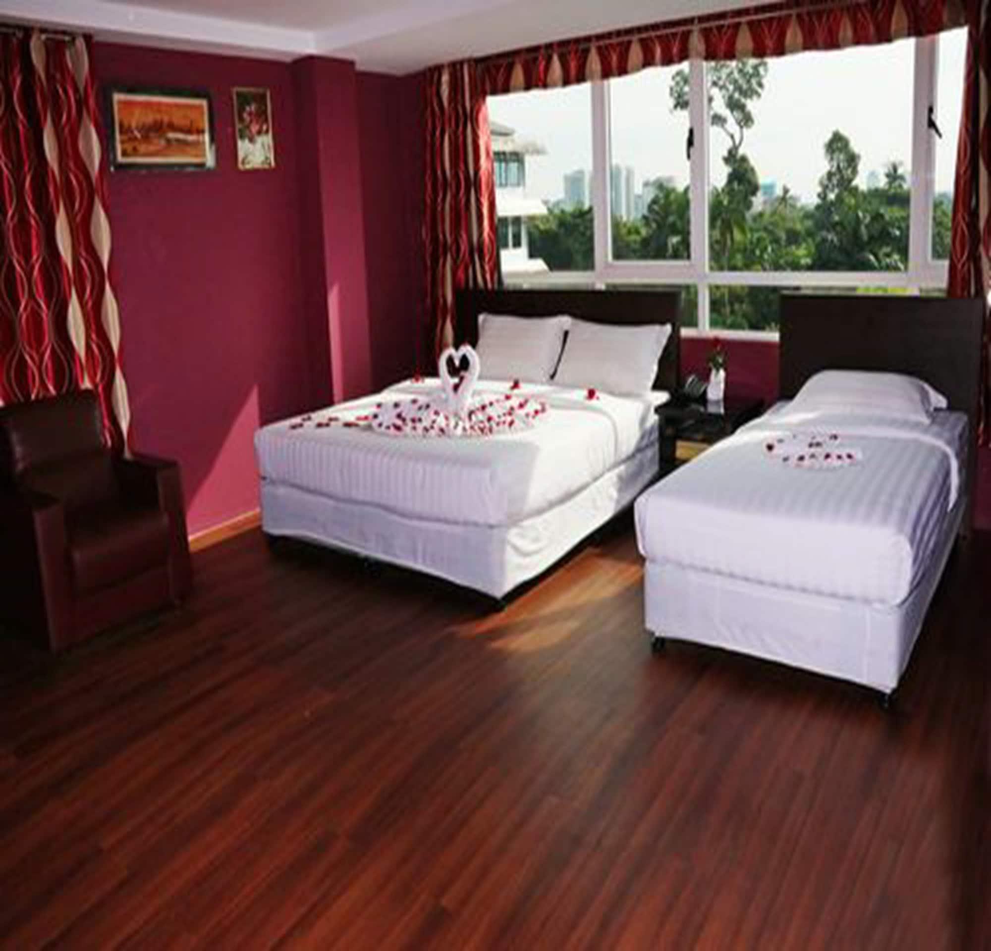 Beauty Land Hotel Янгон Екстер'єр фото