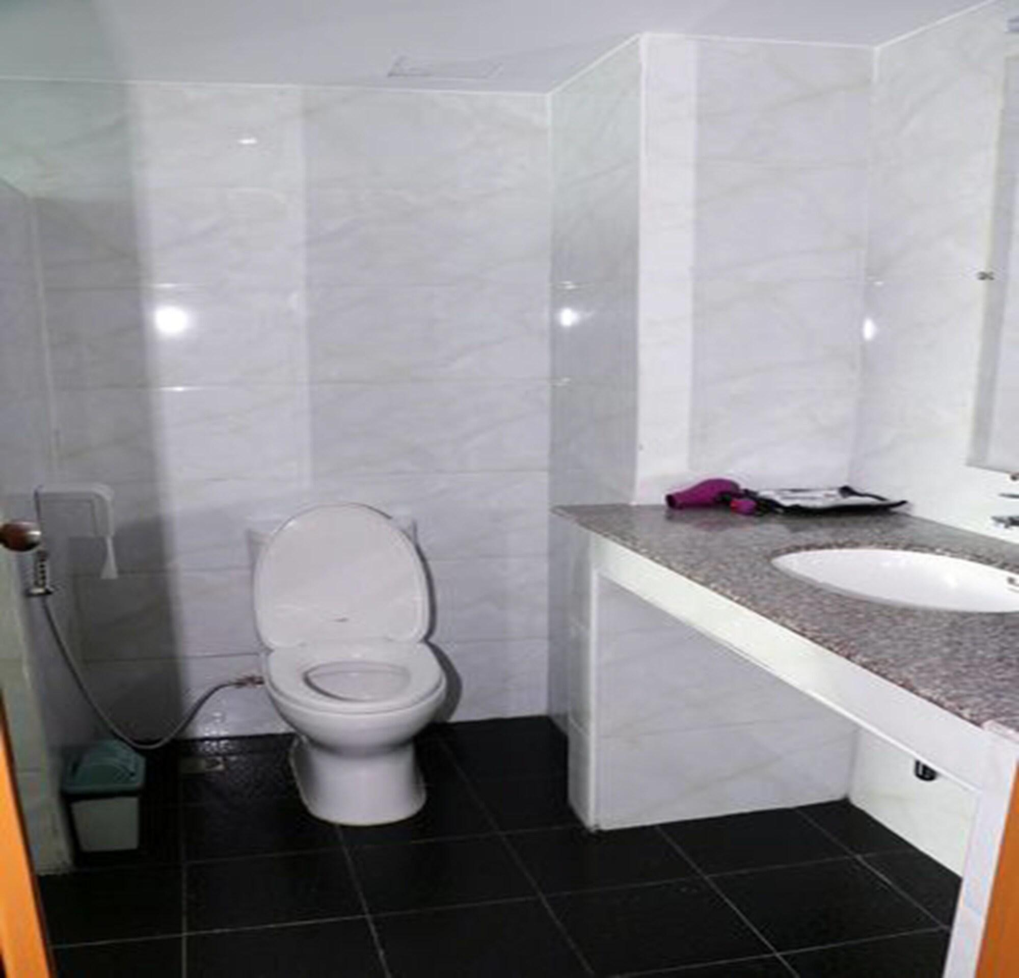 Beauty Land Hotel Янгон Екстер'єр фото