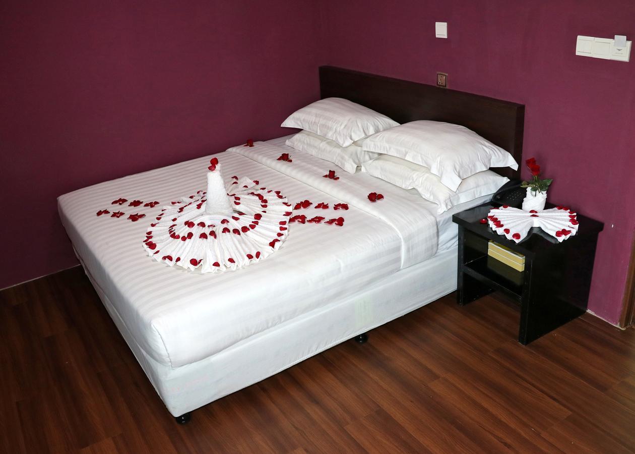 Beauty Land Hotel Янгон Екстер'єр фото