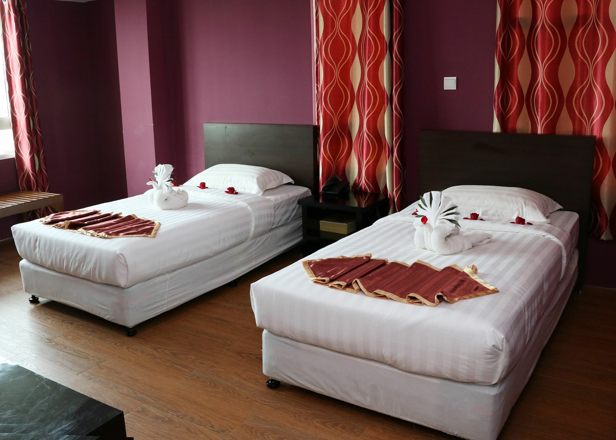 Beauty Land Hotel Янгон Екстер'єр фото